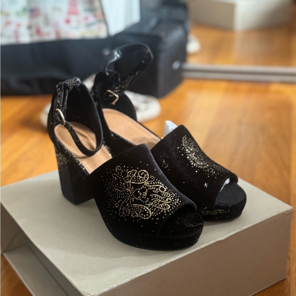 Urban Outfitters Black and Gold Heels